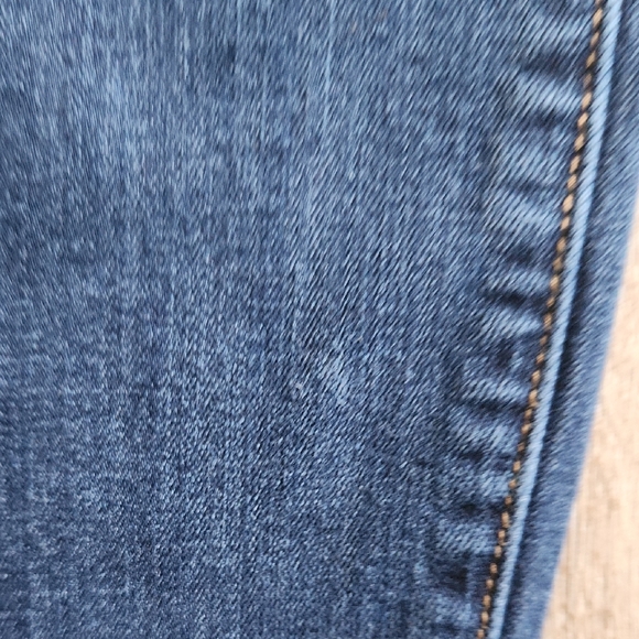 a.n.a Women's Skinny Jeans in Dark Blue Wash - Picture 4 of 7